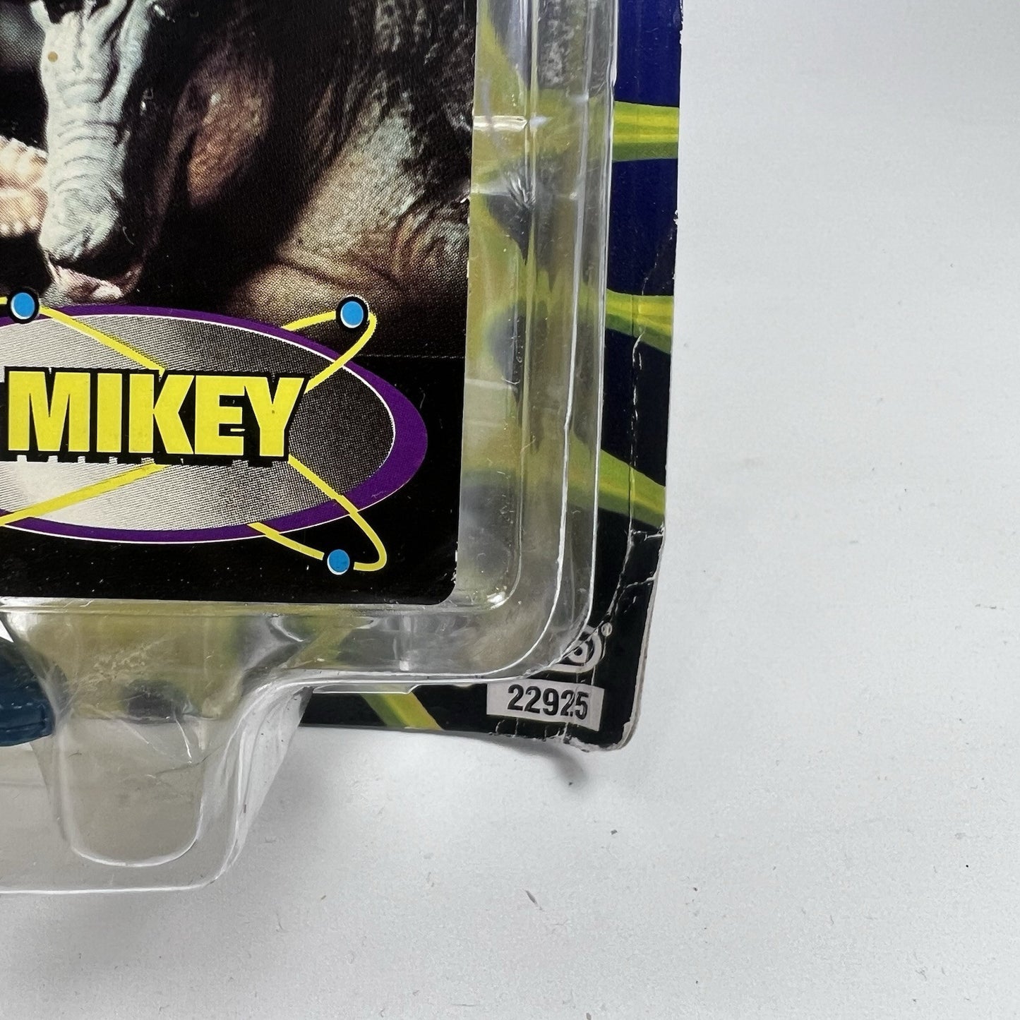 Vintage MIB 1997 Galoob Toys - Men in Black - MIKEY - Bendable Figure